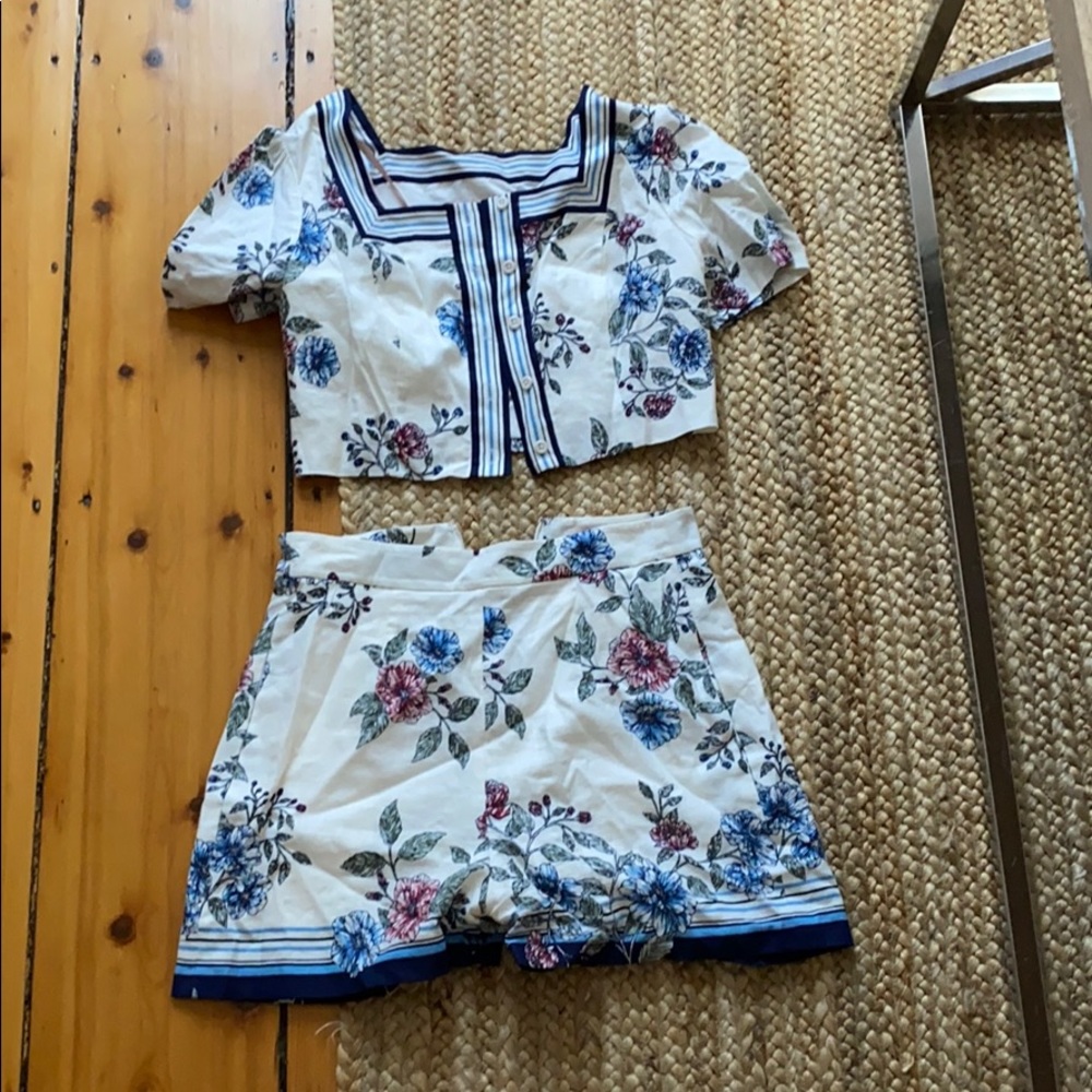 Gal Meets Glam two piece set